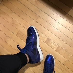Jordan 1 Retro Deep Royal Mids. Rare find